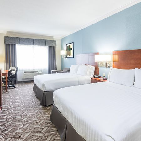 Holiday Inn Express Hotel And Suites Lake Charles By Ihg Exterior photo