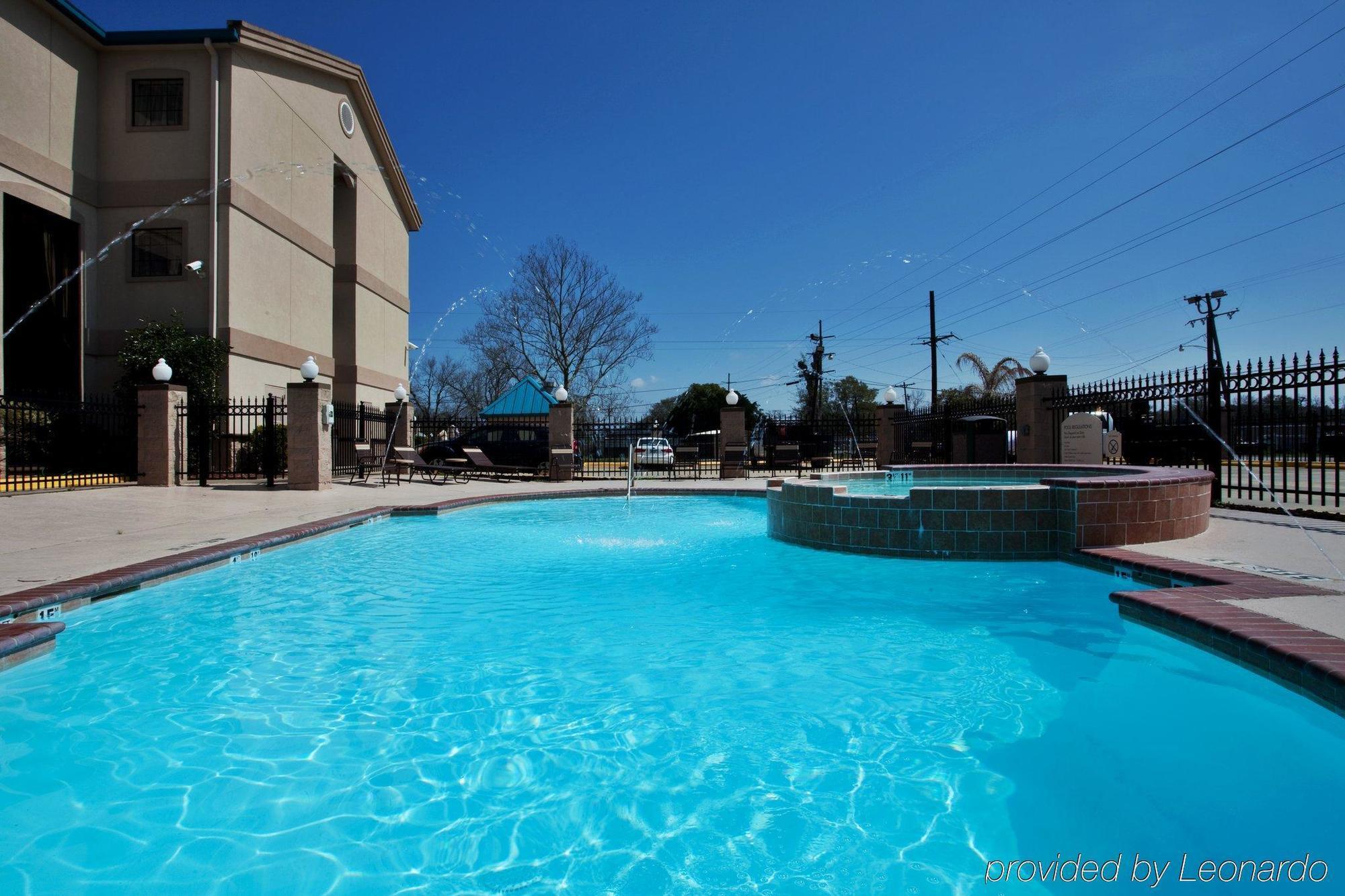 Holiday Inn Express Hotel And Suites Lake Charles By Ihg Facilities photo